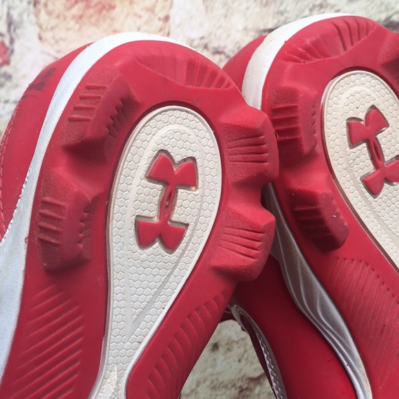 Under Amour Youth Low Baseball Cleats - Picture 8 of 9